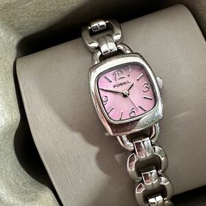 Vintage silver watch Fossil tin box